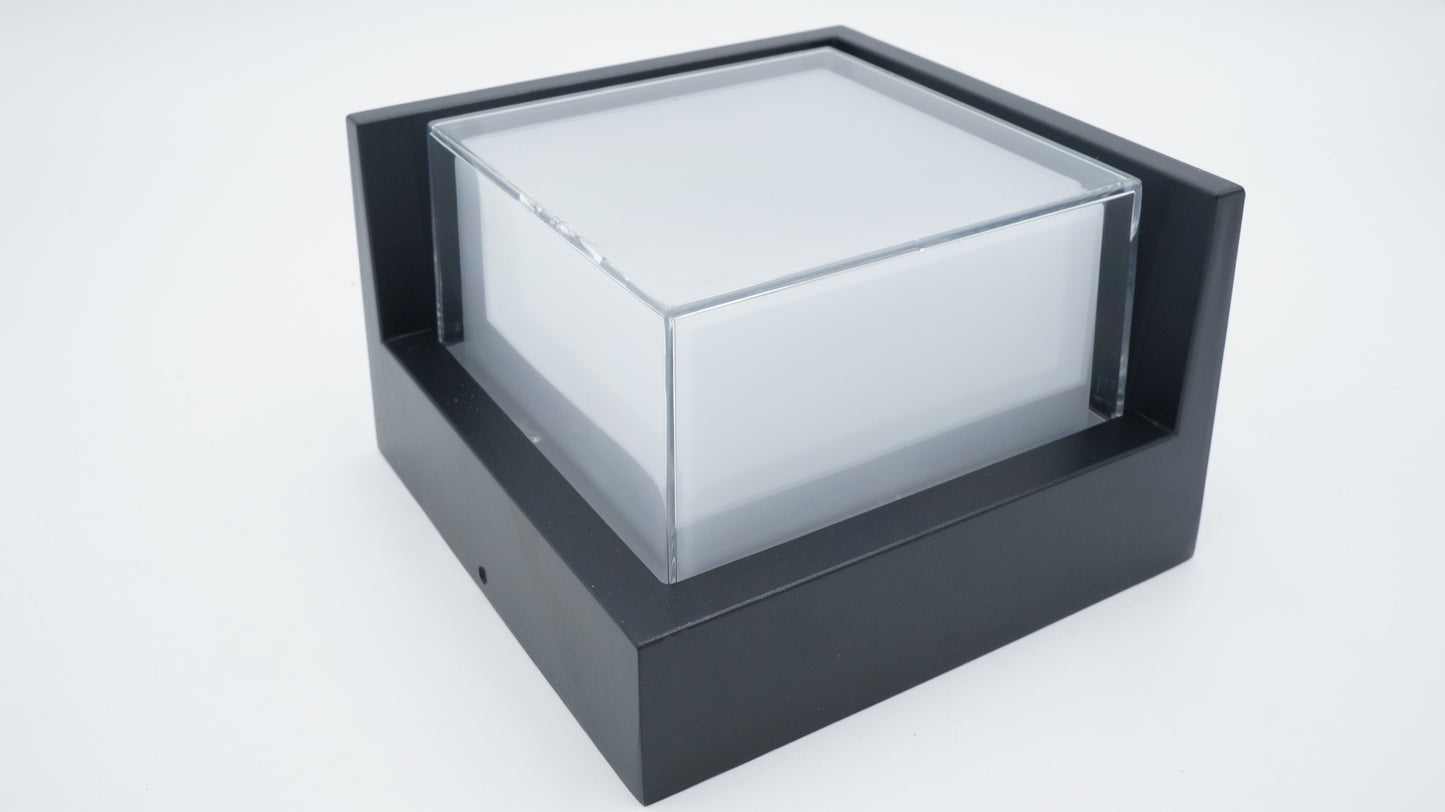 LUMINARIO ARBOTANTE DECORATIVO PARA EXTERIOR E INTERIOR LITELUX 6W LLE642N/3000
